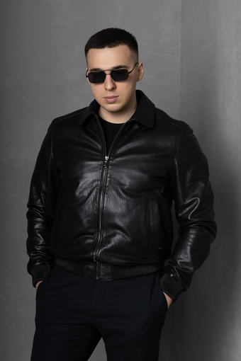 Куртка кожаная
