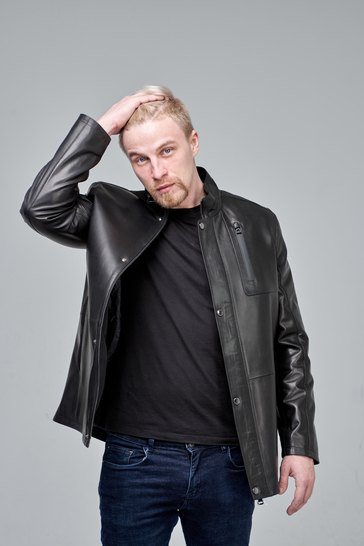 Куртка кожаная