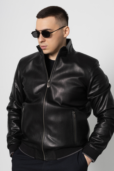 Куртка кожаная