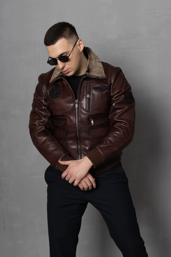 Куртка кожаная